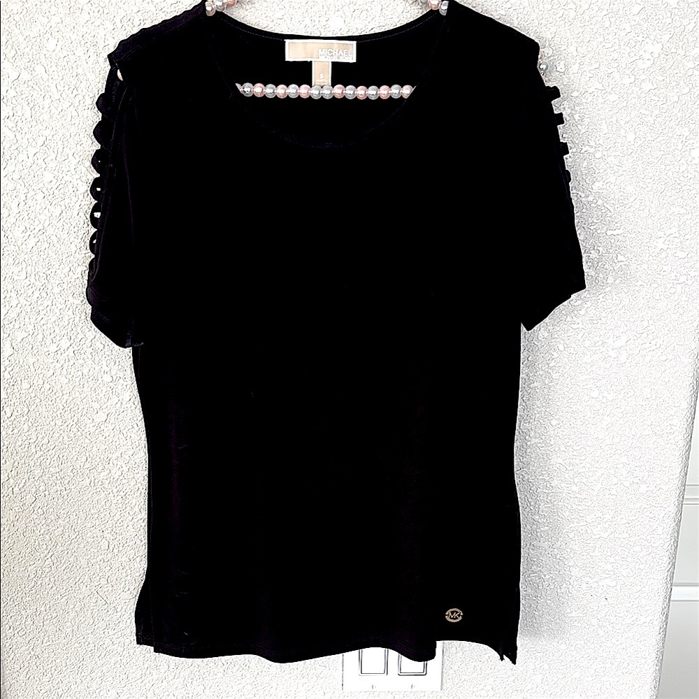 Michael Kors Black Short Sleeve Blouse Pullover Cut-Out Sleeve Size Small